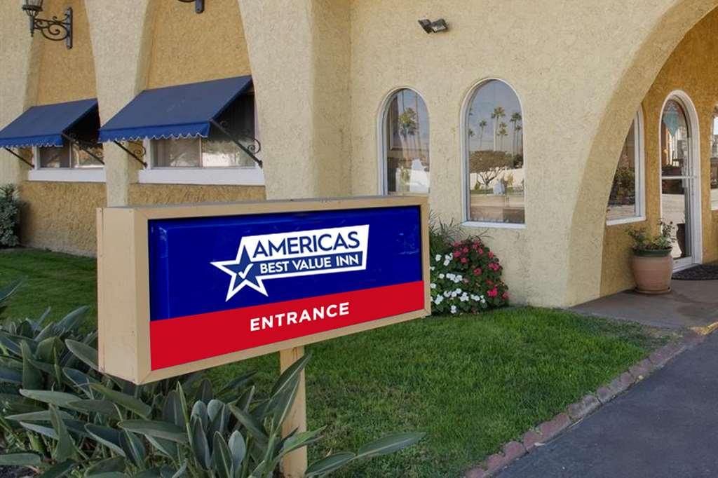 Americas Best Value Inn Amarillo Downtown Εξωτερικό φωτογραφία